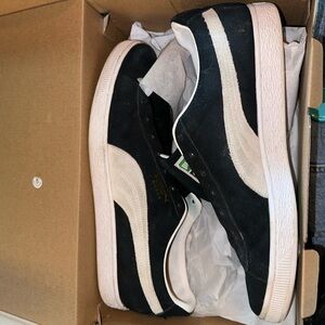 Puma suedes